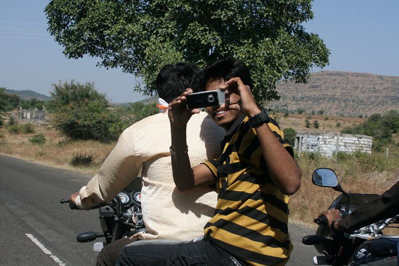 IMG_2169.JPG - Мы на их фотках будем куда большей достопримечательностью, чем они на наших