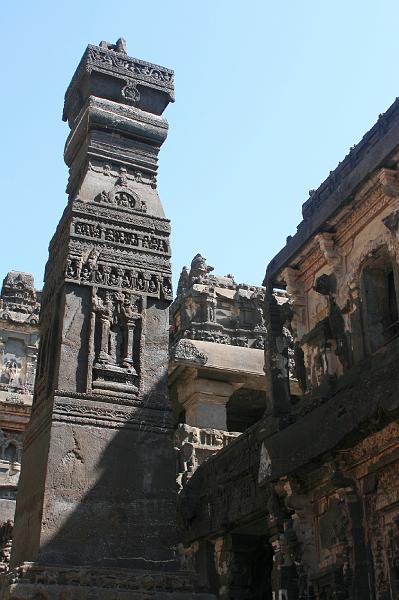 IMG_2231.JPG - Есть гигантские башни, похожие на высотные дома