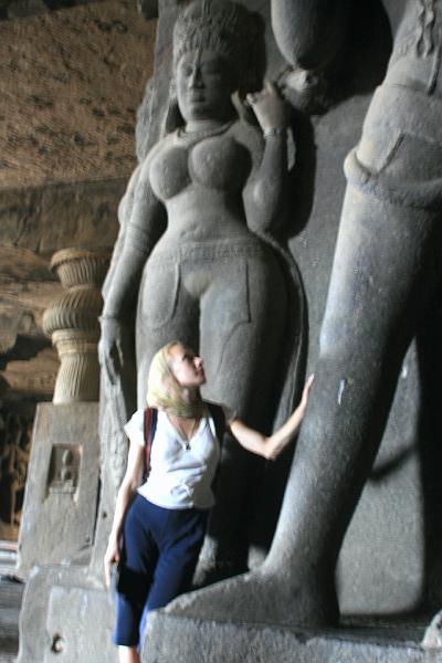 IMG_2284.JPG - В Индии немного другие от нас каноны красоты. Женщина у них красива в своих формах