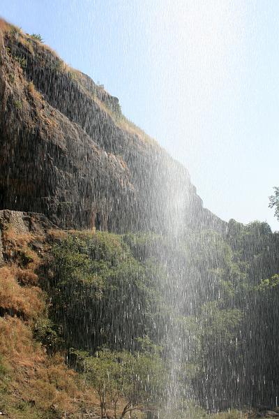 IMG_2301.JPG - Мы под водопадом