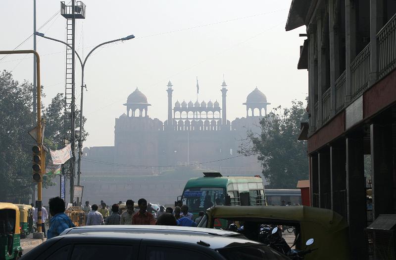 IMG_1084.JPG - Красный Форт. Внутри мы так и не побывали. Понедельник - выходной повсюду