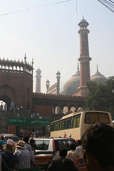 IMG_1097.JPG - Европа съезжается к главной мечети Дели