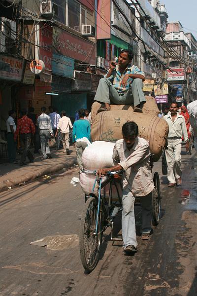 IMG_1133.JPG - Он сказал поехали и махнул рукой. Кастовость отменили кажется в 1995 году. Но она есть повсюду. 