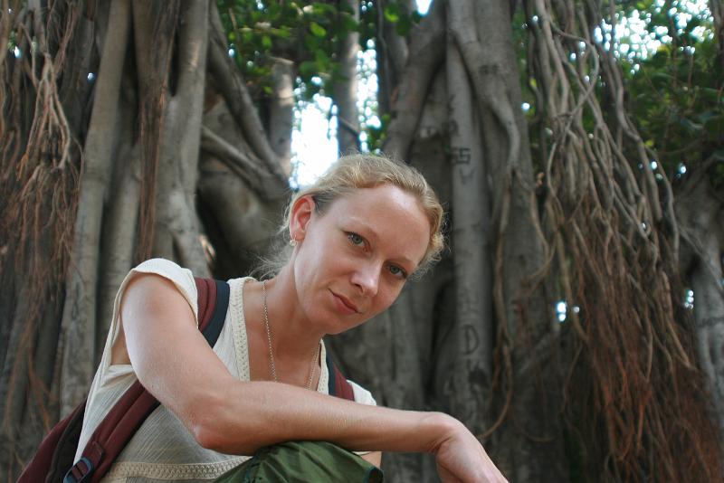 IMG_1239.JPG - Заметьте, я продолжаю учиться фоткать баньямы