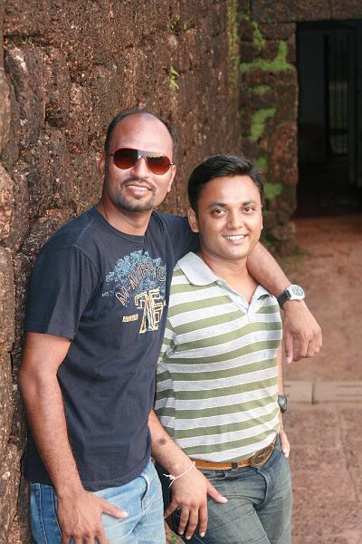 IMG_1010.JPG - Sam and Vishal. Thanks for that help into sand )