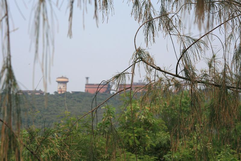 IMG_1424.JPG - Заводы штата Махараштра. Мы заехали далеко за них